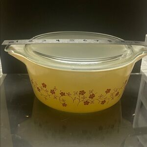 Glass Pyrex Casserole Dish with Lid - Yellow Floral Design